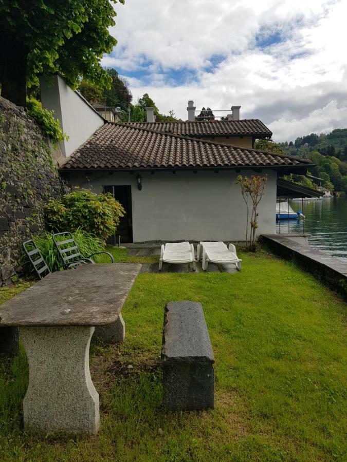 Boat House Facing The Lake Orta San Giulio Exterior foto